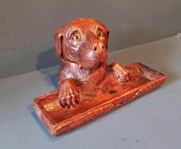 Rare 19th Century Black Forest Dog Inkwell  - Image 2