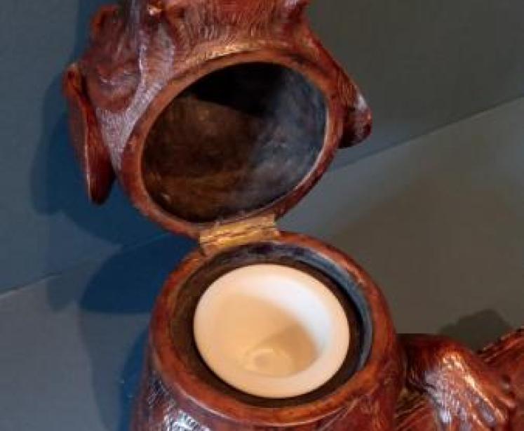 Rare 19th Century Black Forest Dog Inkwell  - Image 4