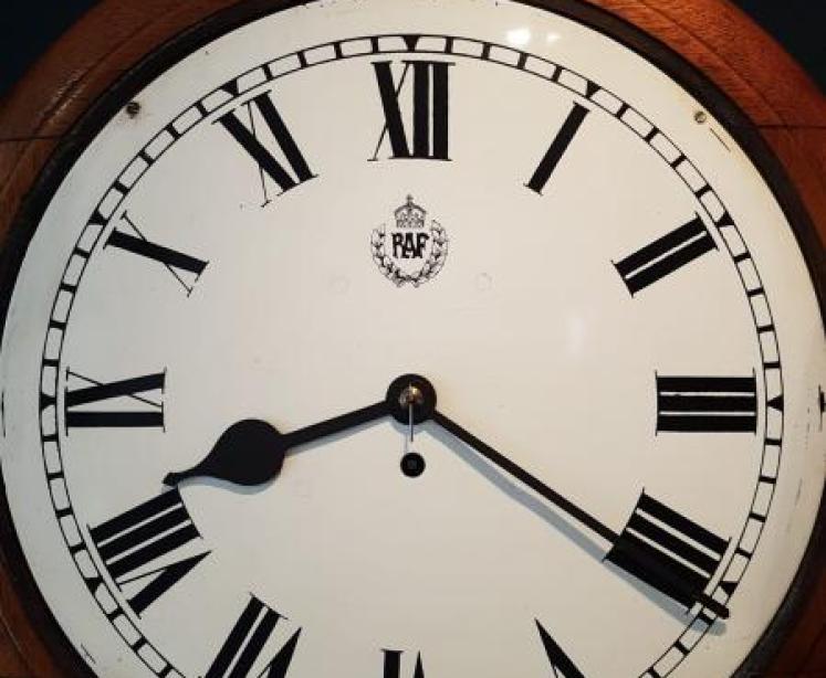 RAF Fusee Dial Clock by Elliott - Image 3