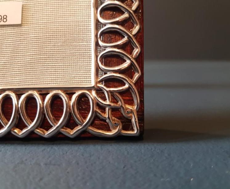 Superb Victorian Silver Wire Work Photo Frame - Image 3