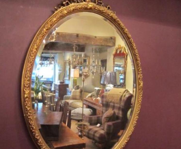 Top Quality Mid Victorian Timber Gilt Oval Mirror - Image 1