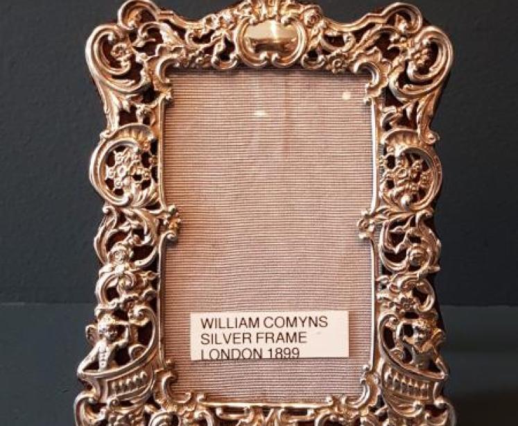 Victorian Silver Photo Frame by William Comyns - Image 1