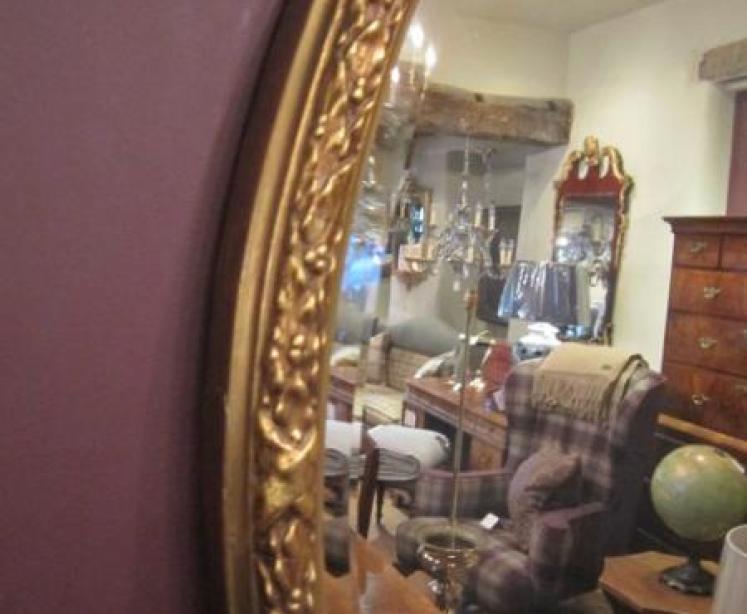 Top Quality Mid Victorian Timber Gilt Oval Mirror - Image 2