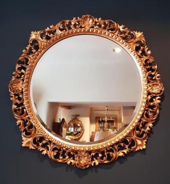 Immaculate Victorian Timber Gilt Florentine Mirror