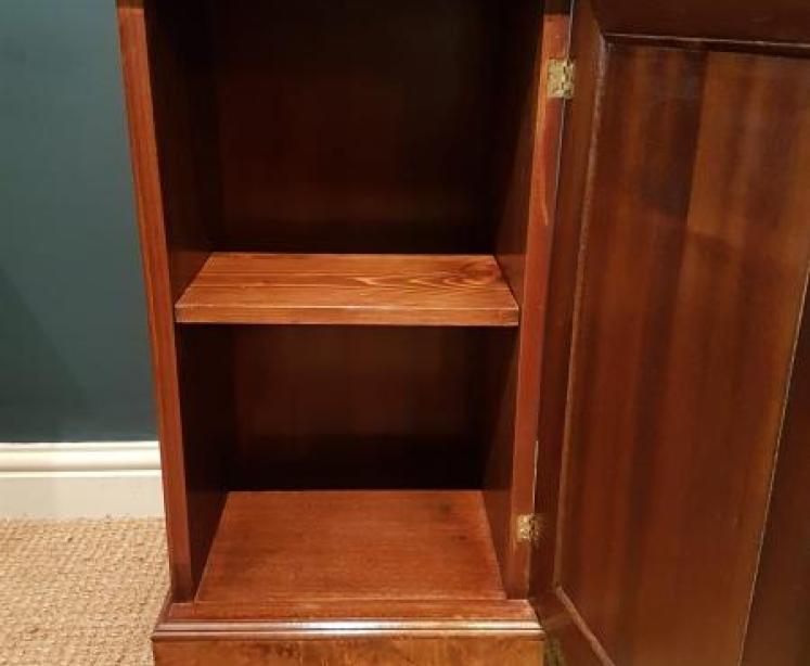 Matching Pair of Victorian Burr Walnut Bedside Cabinets - Image 3