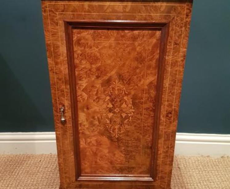Matching Pair of Victorian Burr Walnut Bedside Cabinets - Image 4