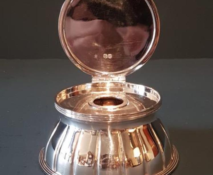 Superb William IV Capstan Silver Ink Well - Image 1