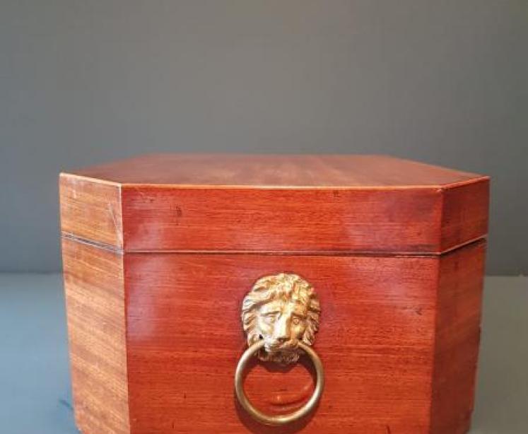 Regency Mahogany Sewing Box - Image 4