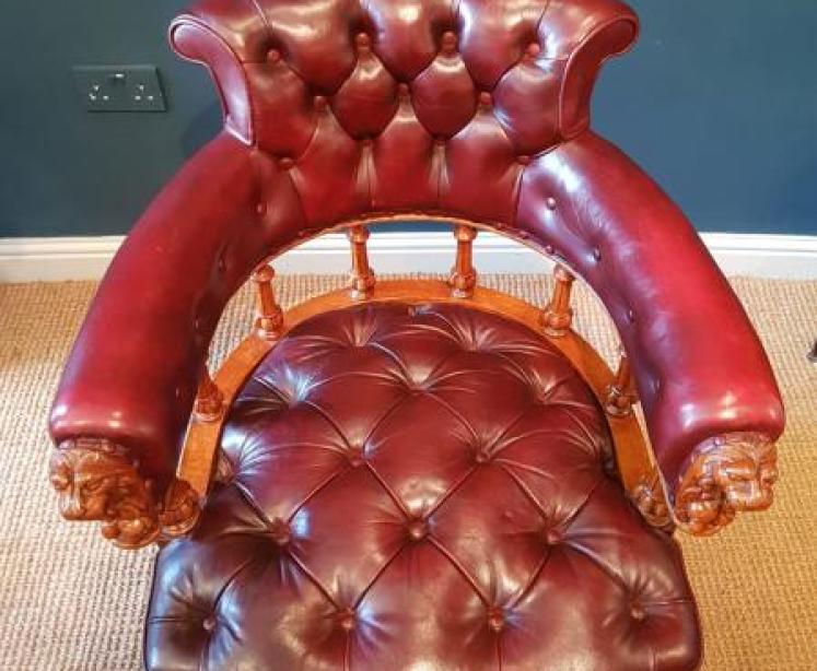 Early Victorian Oak Oxblood Hide Library Chair - Image 7