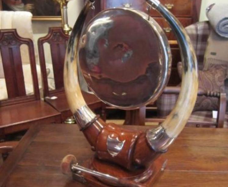 Impressive Mid Victorian Highland Cattle Dinner Gong - Image 1