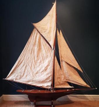 Superb Pond Racing Yacht