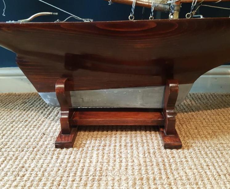 Superb Pond Racing Yacht - Image 5