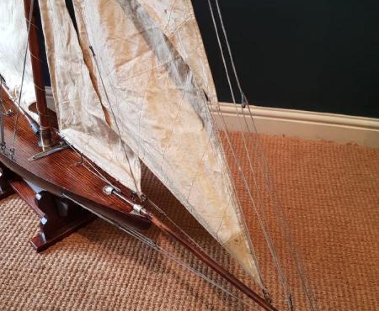 Superb Pond Racing Yacht - Image 6