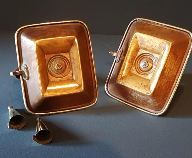 Matching Pair of Early Victorian Brass Chamber Sticks - Image 2