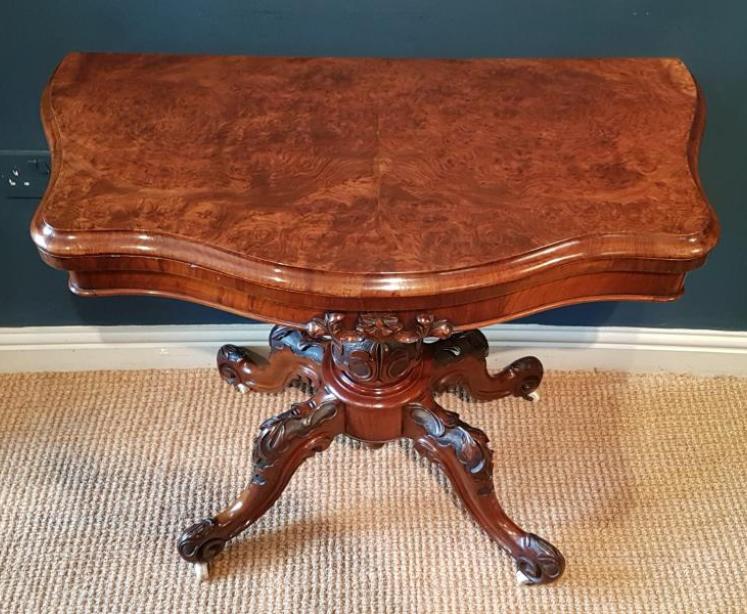 Stylish Victorian Burr Walnut Fold Over Gaming Table - Image 6