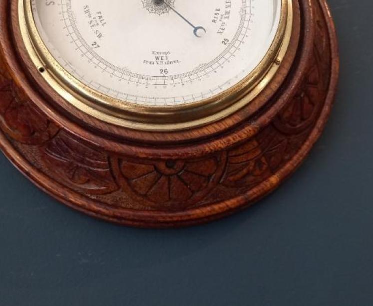  Victorian Carved Oak Surround Aneroid Barometer - Image 5