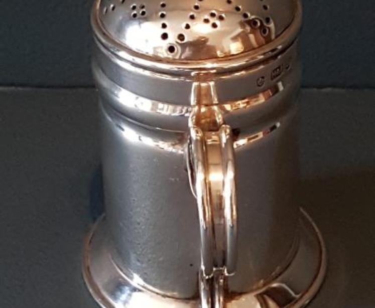 Edinburgh Silver Pounce Pot - Image 5