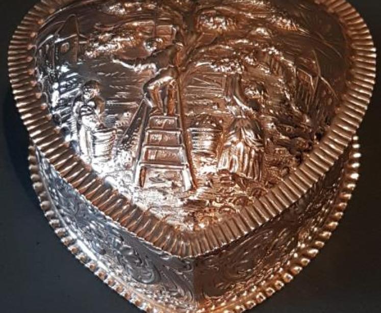 Large Victorian Embossed Silver Heart Shaped Box - Image 1