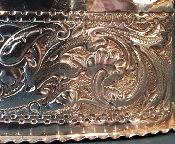 Large Victorian Embossed Silver Heart Shaped Box - Image 4
