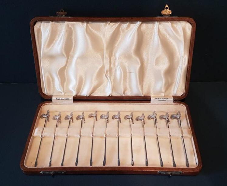 George V Set of 12 Solid Silver Olive Sticks  - Image 1