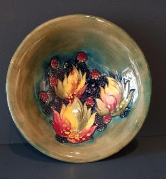 Early Moorcroft Leaf & Blackberries Shallow Bowl
