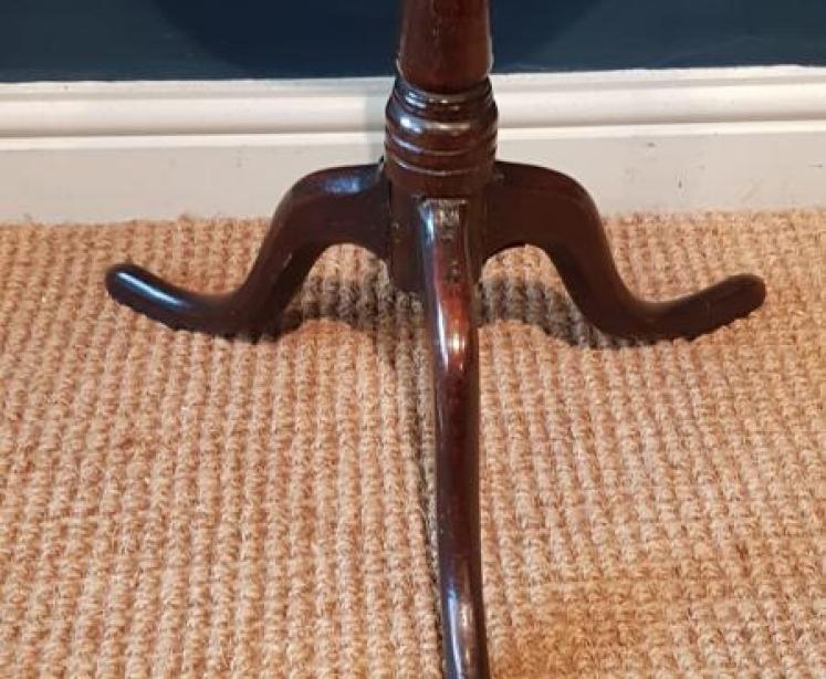 Outstanding George II Oak Candle Table  - Image 4