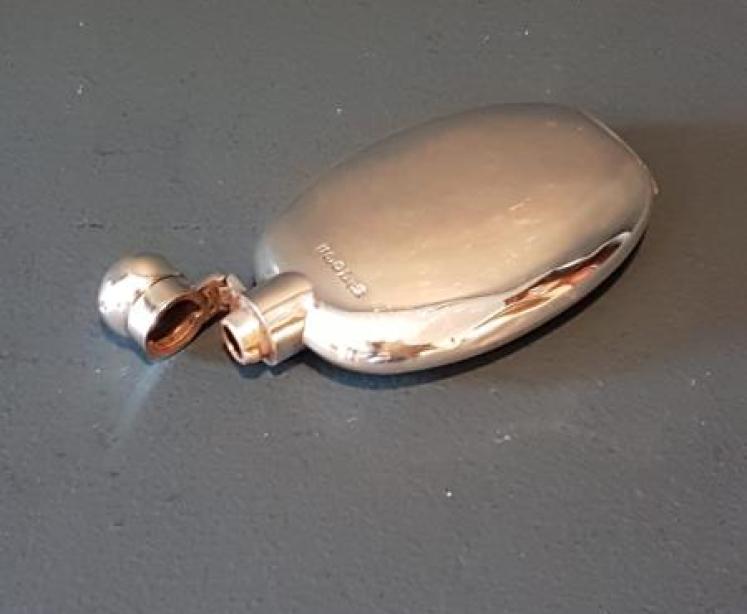 Silver Pocket Flask - Image 5