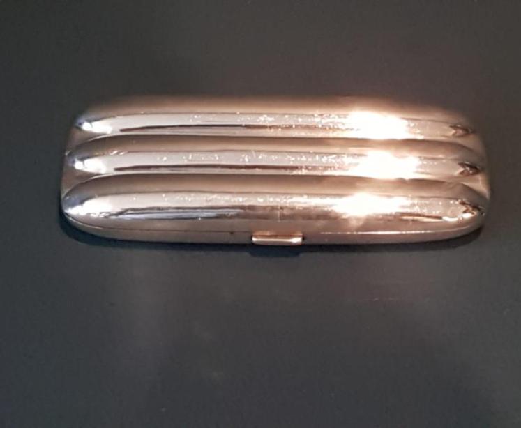 George V Cast Silver Triple Cigar Case - Image 1