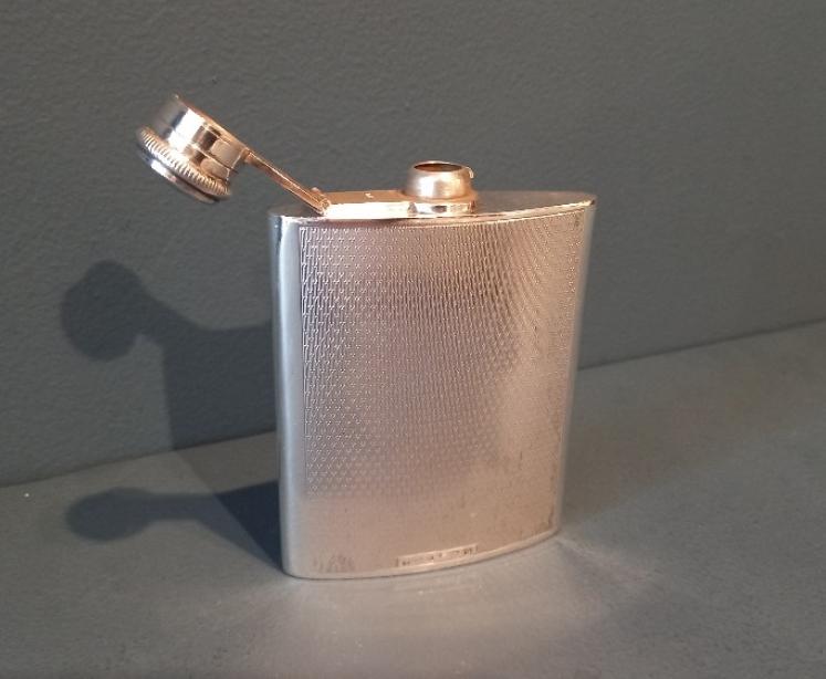 Edwardian Period Silver Engine Turned Hip Flask - Image 2