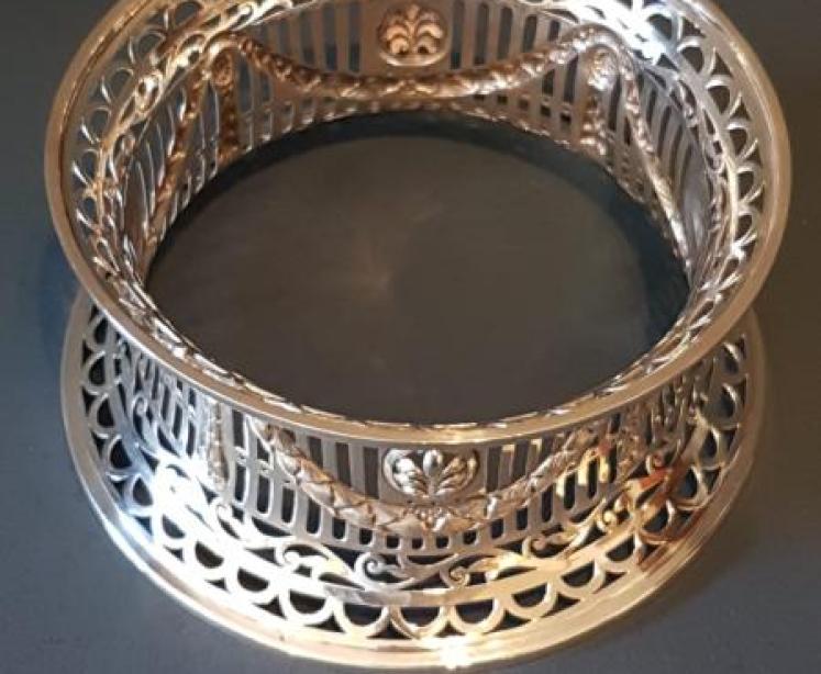 Fine Edwardian Quality Silver Dish Stand - Image 6