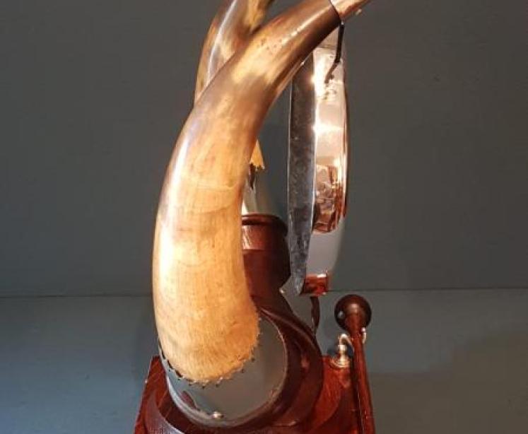 Victorian Oak And Cow Horn Dinner Gong  - Image 4