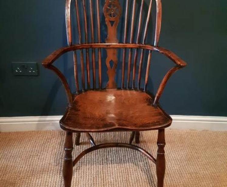 Burr Yew and Elm Windsor Chair - Image 7