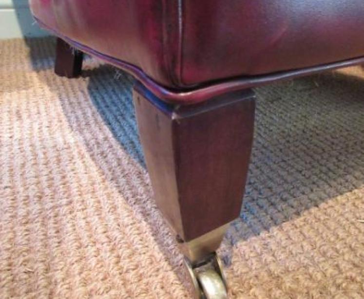 Superb Pair of 1920's Leather Buttoned Club Armchairs - Image 3