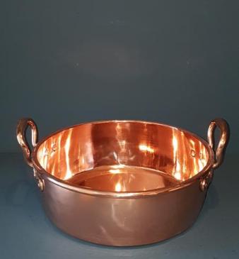 Early Victorian Copper Cream Pan
