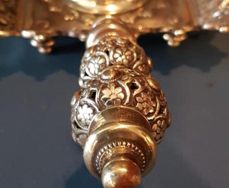 Victorian Cast Brass Chamber Stick - Image 4