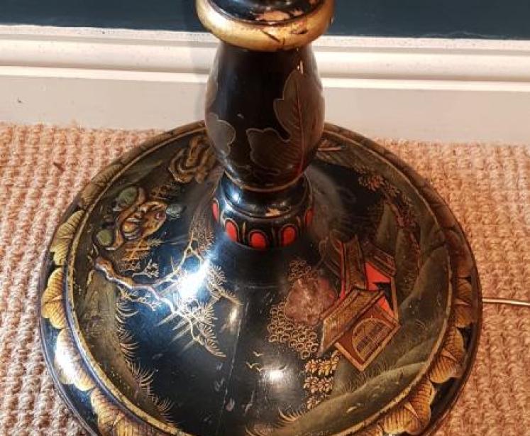 1920's Chinoiserie Lamp Standard - Image 4