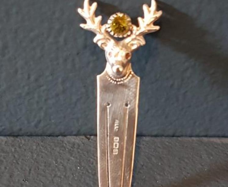 Silver Stags Head and Peridot Bookmark  - Image 1