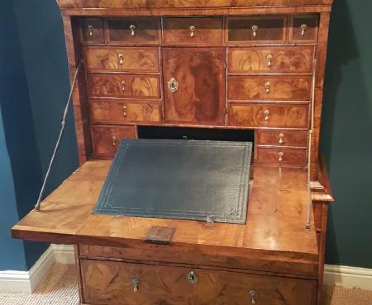 William and Mary Period Walnut Escritoire - Image 7