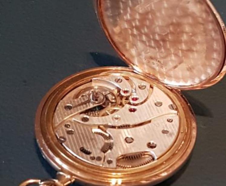 1920's 9ct Solid Gold Pocket Watch - Image 3