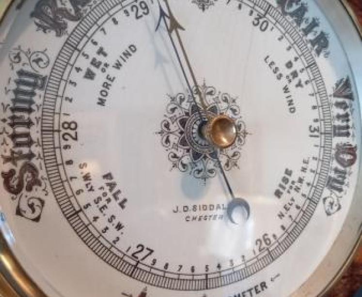 Mid Victorian Polished Oak Chester Ship's Barometer - Image 3