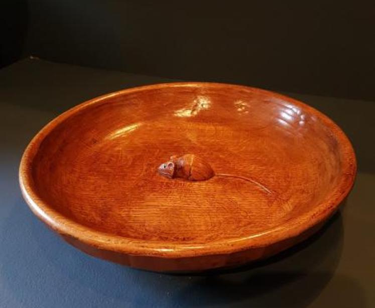 Large Thompsons of Kilburn Mouseman Bowl  - Image 4