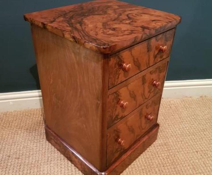 Pair of Book Matched Walnut Bedside Chests - Image 3