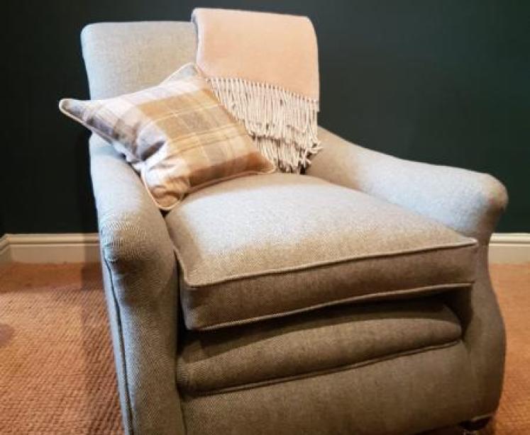 Edwardian Easy Chair - Image 7