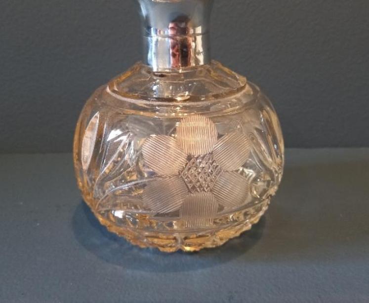 George VI Period Silver & Blue Enamel Scent bottle - Image 4