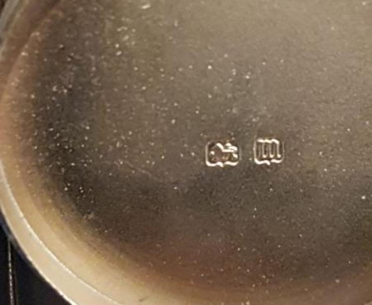 Unusual Two Compartment Silver Pill Box - Image 4