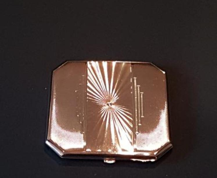 Superb Art Deco Silver Compact  - Image 1