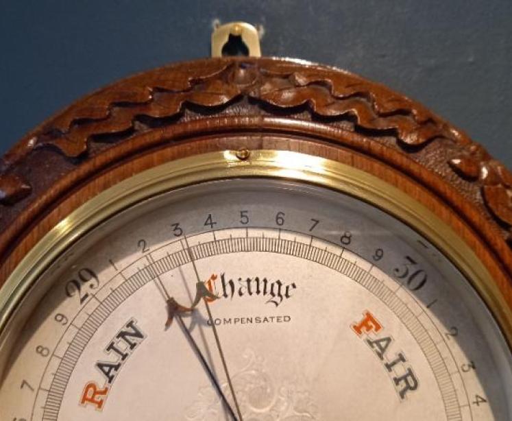 Mid Victorian Acorn Leaf Negretti & Zambra Barometer - Image 4