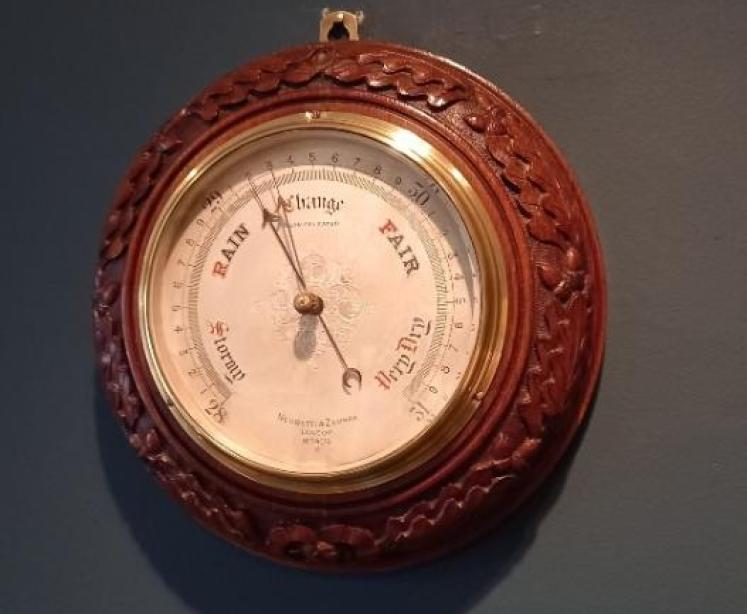 Mid Victorian Acorn Leaf Negretti & Zambra Barometer - Image 7