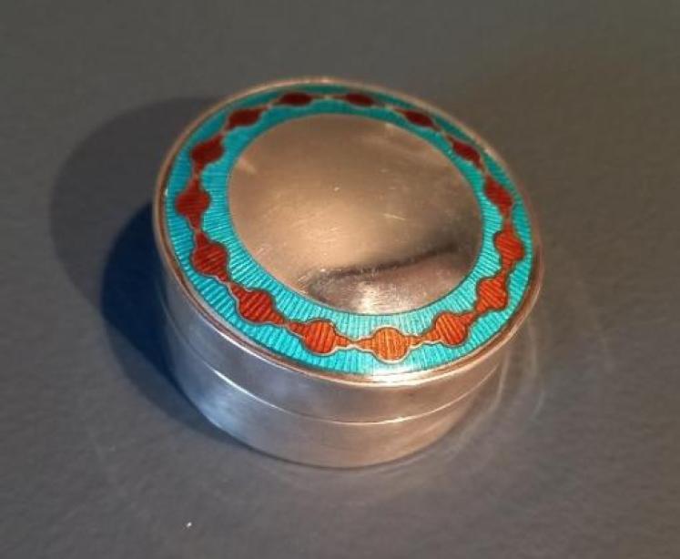 Unusual Edwardian Silver & Turquoise Enamel Pill Box - Image 2