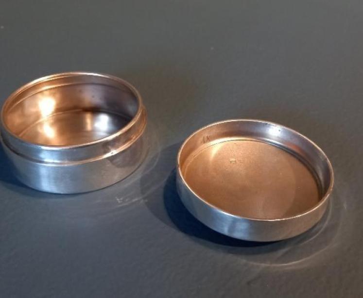 Unusual Edwardian Silver & Turquoise Enamel Pill Box - Image 4